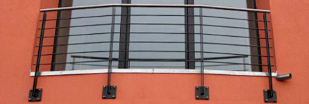 Balkonbrüstung - beschichtet im Duplex-Verfahren